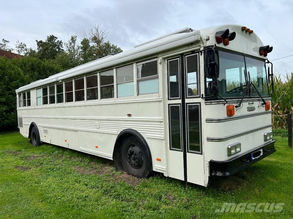 Thomas K880 Koolibussid