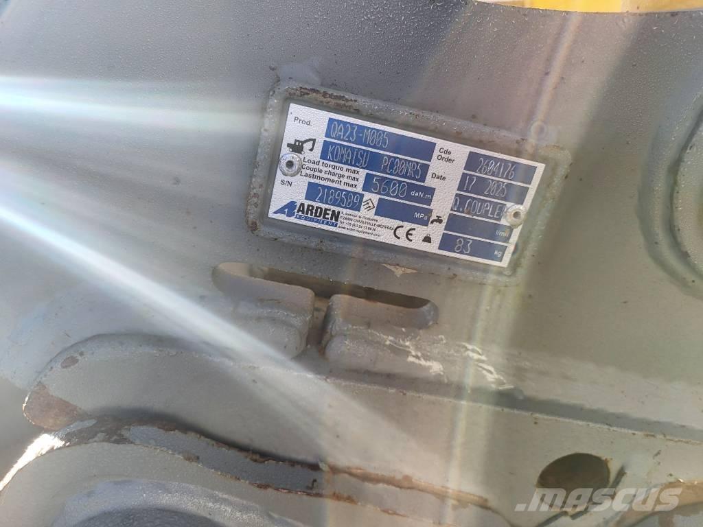 Komatsu PC80MR-5 Väikeekskavaatorid 7t-12t