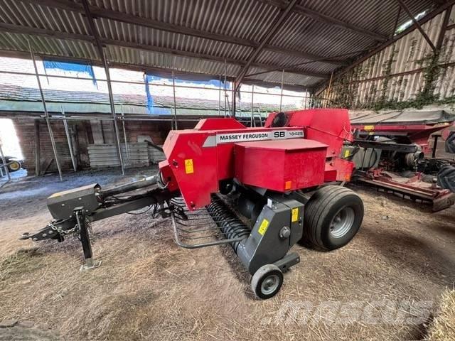 Massey Ferguson 1842 Heinapressid