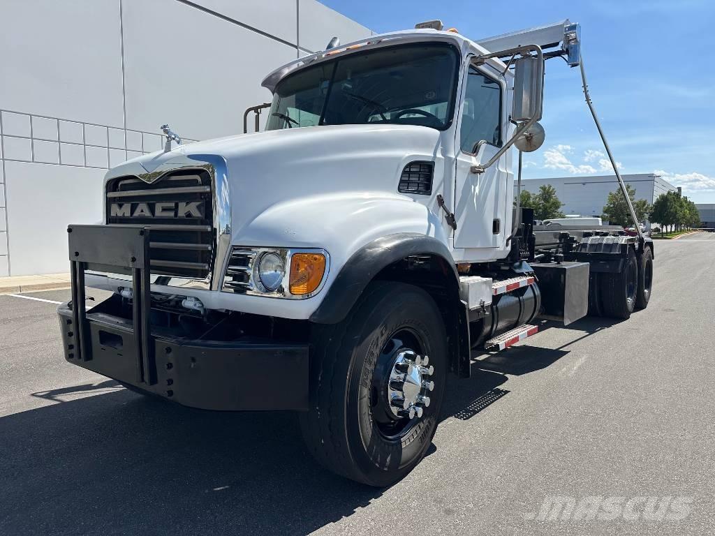 Mack CV 713 Trossüsteemiga vahetuskere veokid