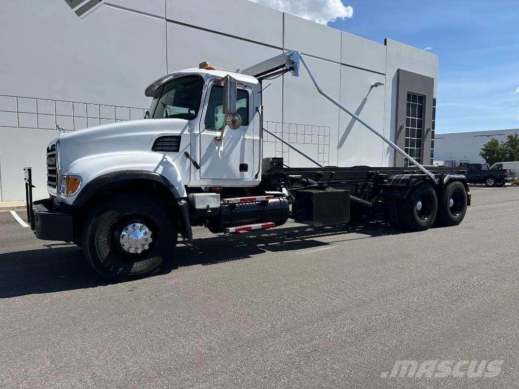 Mack CV 713 Trossüsteemiga vahetuskere veokid