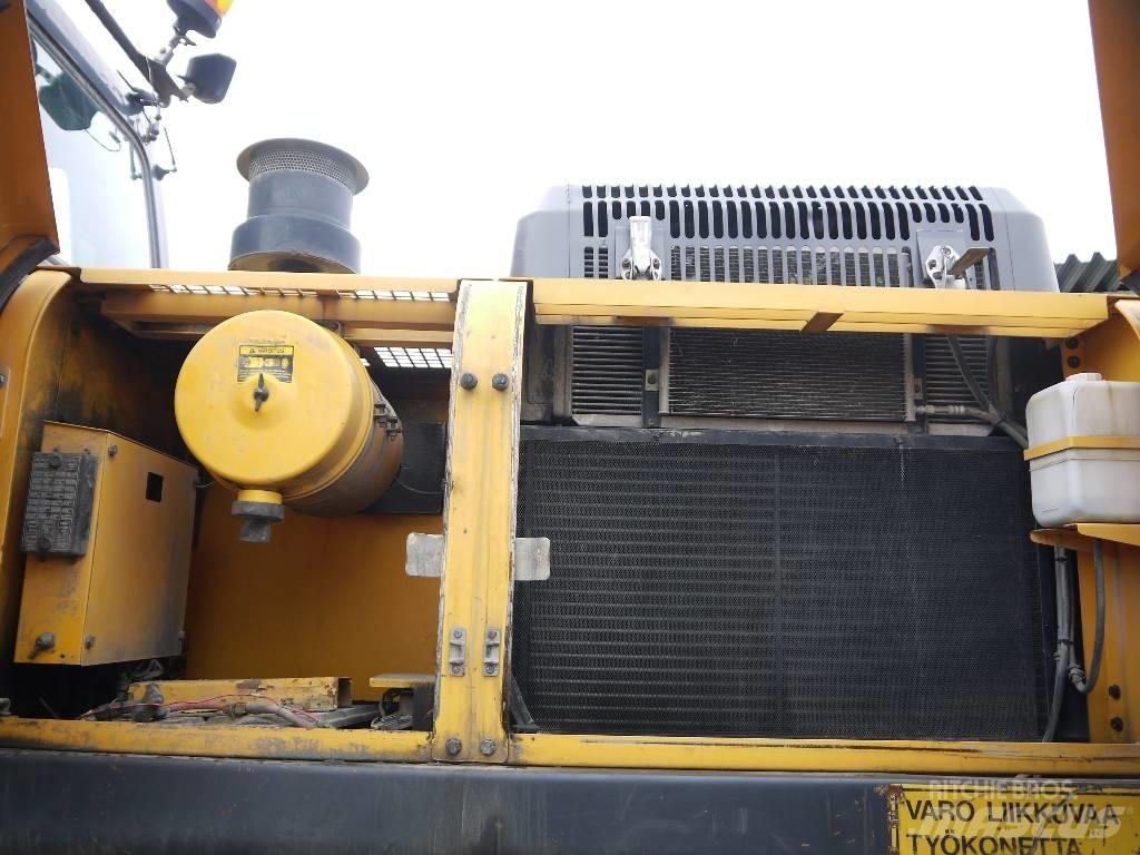 Hyundai R 320 LC-7A Roomikekskavaatorid