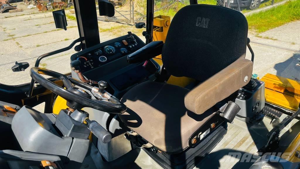 CAT 428 C Ekskavaatorlaadurid