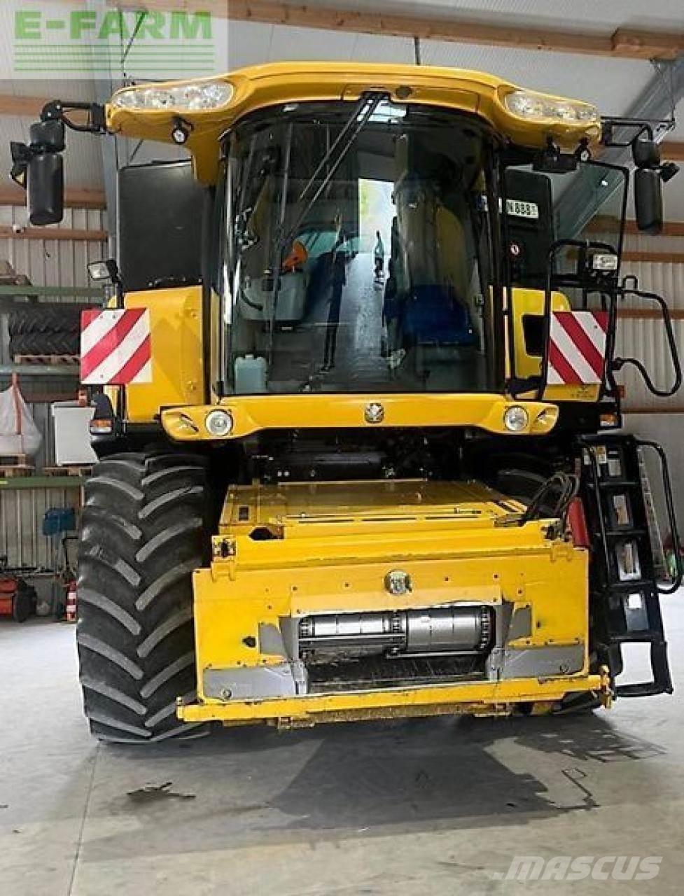 New Holland cr8080 Teraviljakombainid