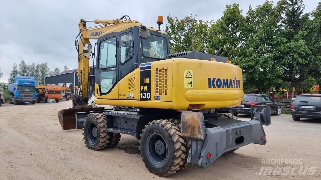 Komatsu PW 130-7K Ratasekskavaatorid