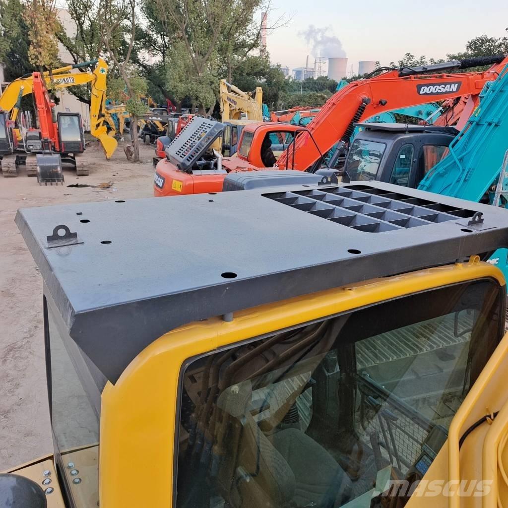 Komatsu PC 200-8 Roomikekskavaatorid