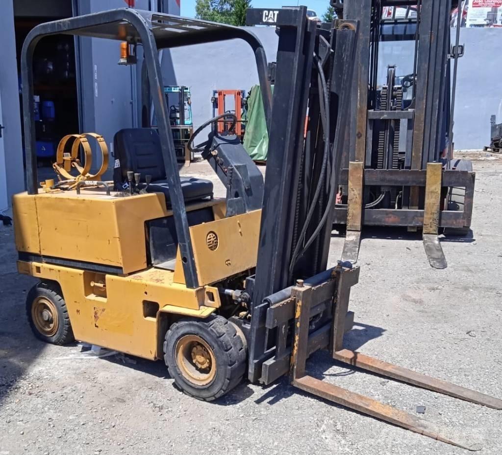 CAT V 35 D Gaasitõstukid