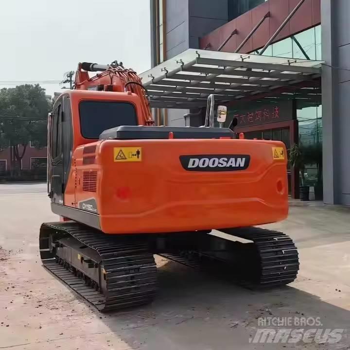 Doosan DX 150 LC-9C Roomikekskavaatorid