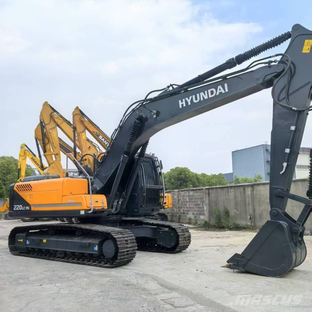 Hyundai r220lc-9s Väikeekskavaatorid 7t-12t