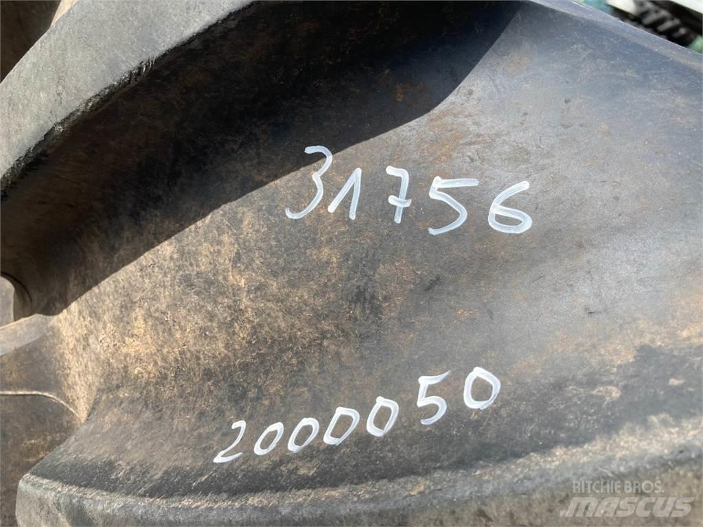 Michelin 600/65R28 Rehvid, rattad ja veljed