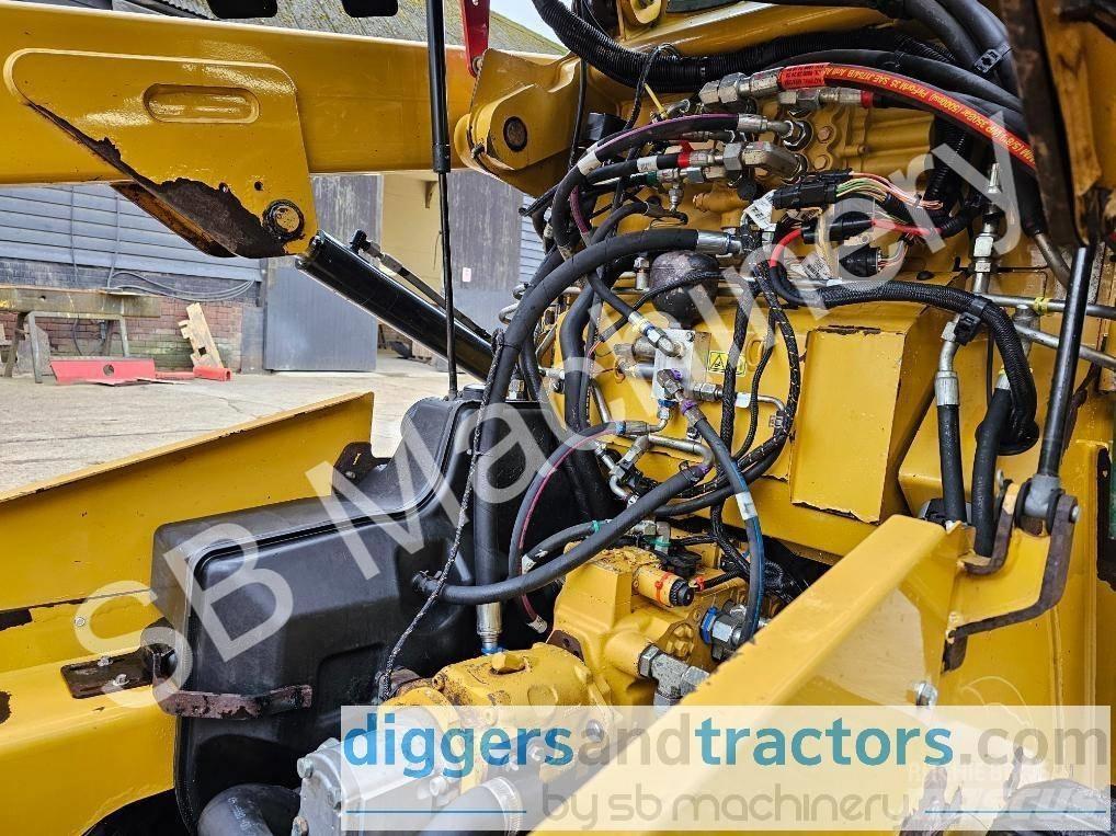 CAT 257 D Kompaktlaadurid