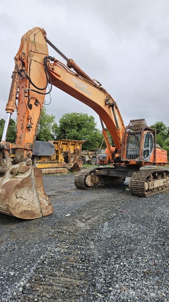 Doosan Dx480 Roomikekskavaatorid