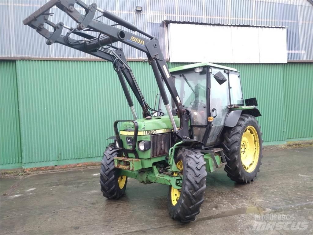 John Deere 1850 Traktorid