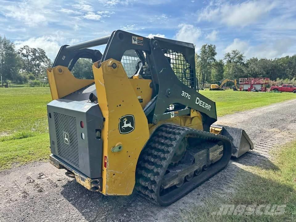 John Deere 317G Kompaktlaadurid