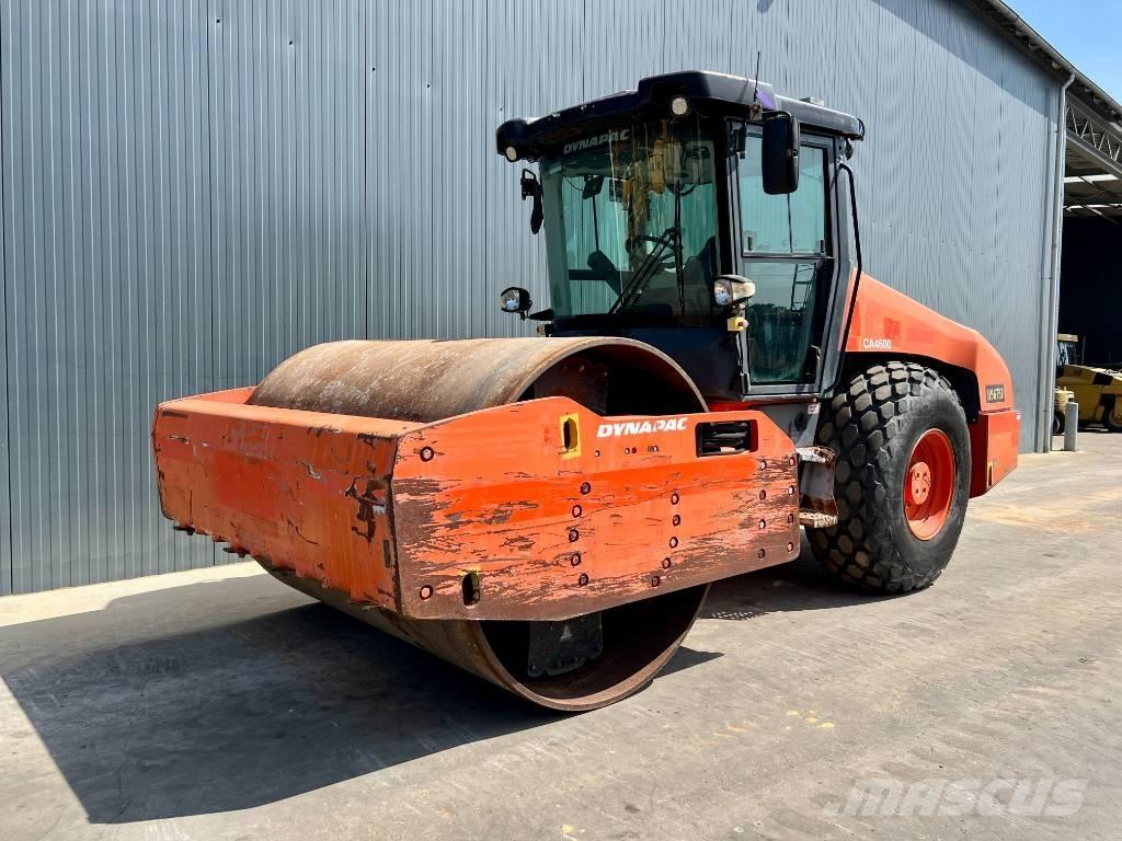 Dynapac CA4600D Ühe trumliga rullid