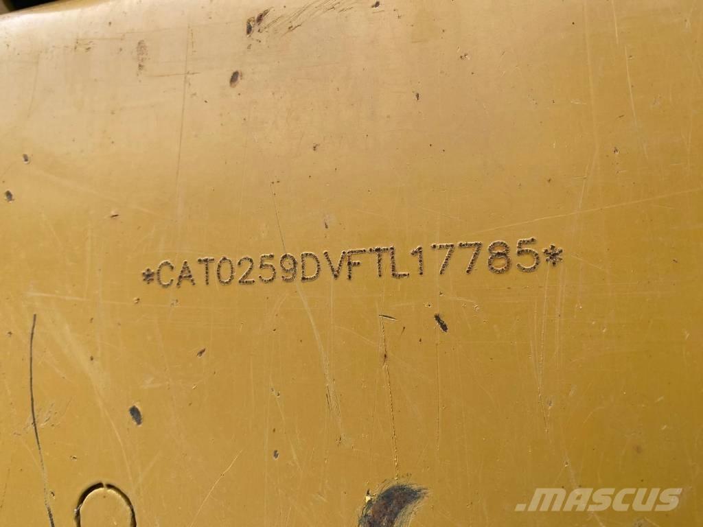 CAT 259 D Kompaktlaadurid