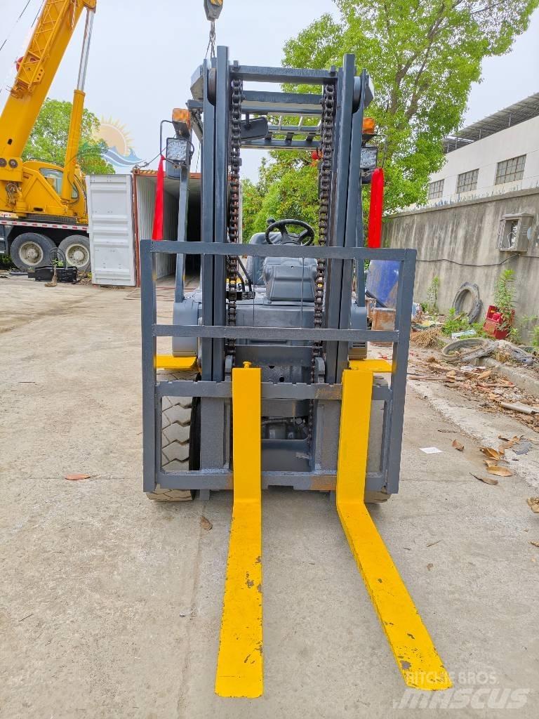 Komatsu FD 30 T-17 Diiseltõstukid