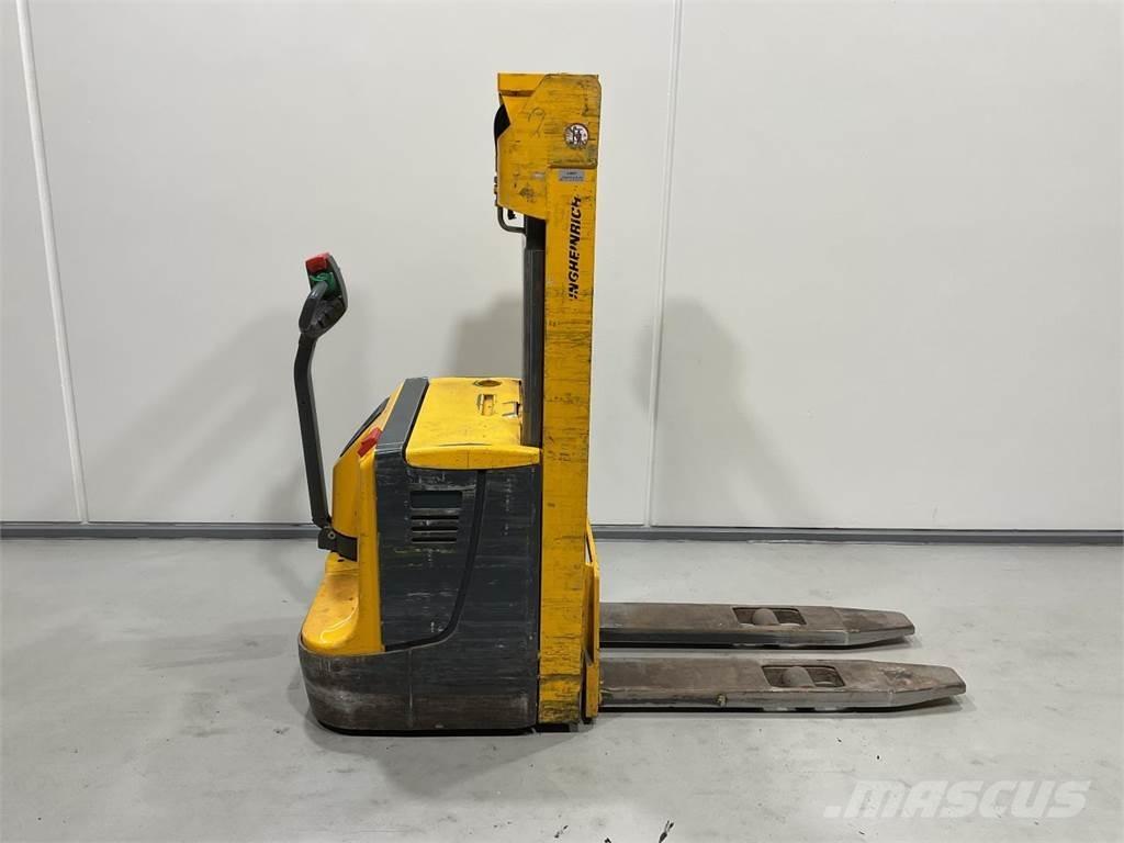 Jungheinrich EJC12 Platvormiga virnastajad