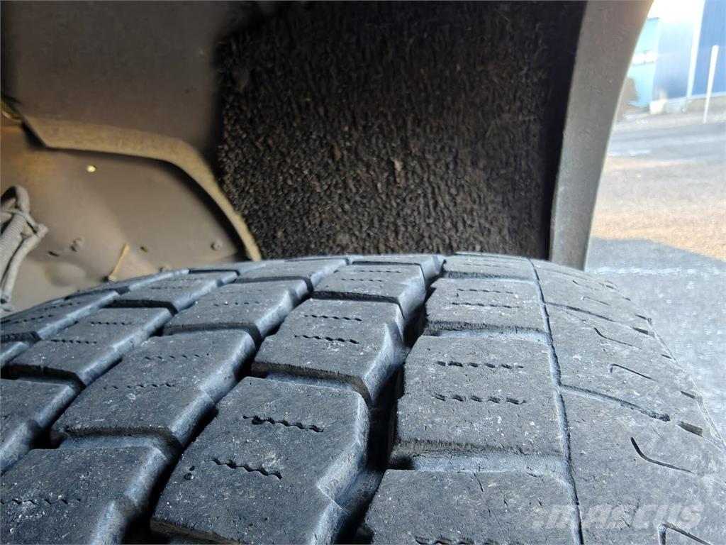 Scania P320 Kraanaga veokid