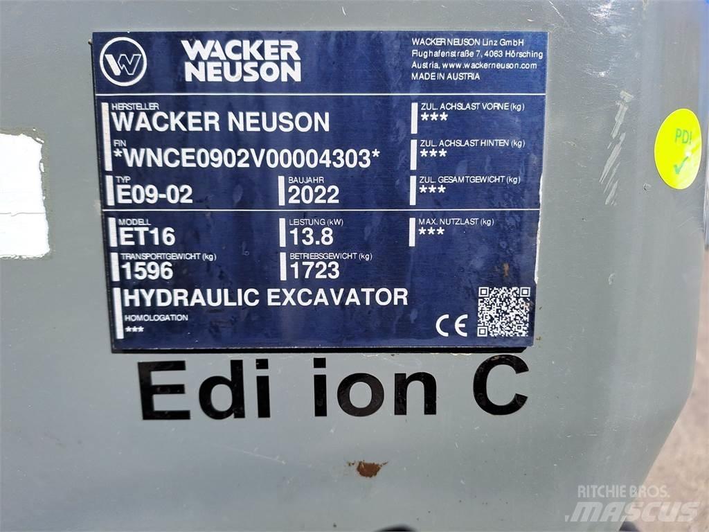 Wacker Neuson ET16 Roomikekskavaatorid