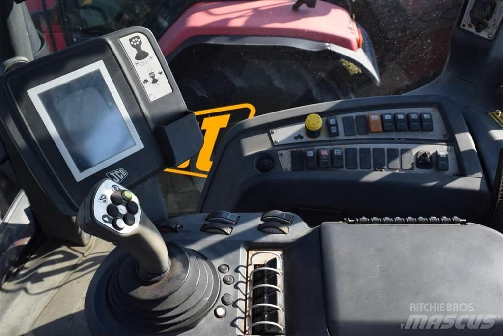 JCB Fastrac 8250 Traktorid
