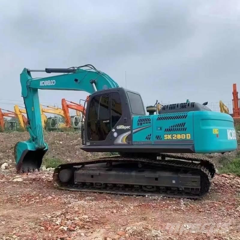Kobelco SK 260 Roomikekskavaatorid