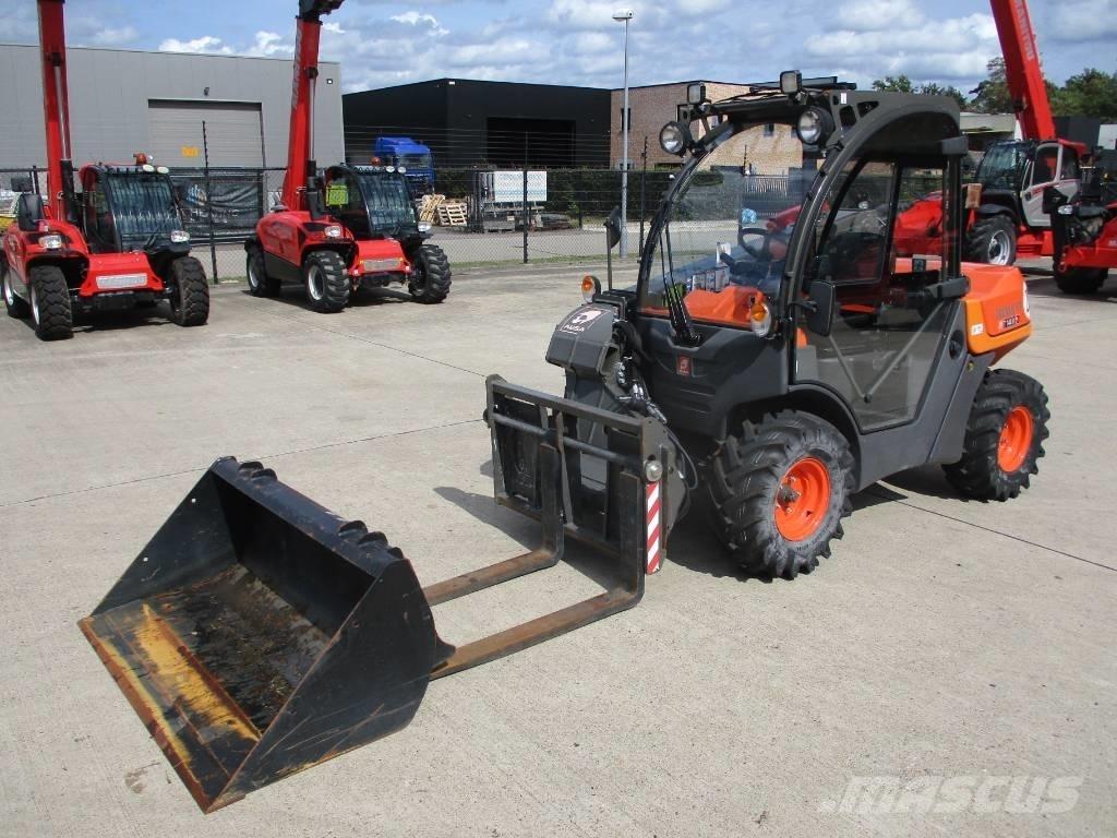Ausa T144 H X4 (071) Teleskooplaadurid
