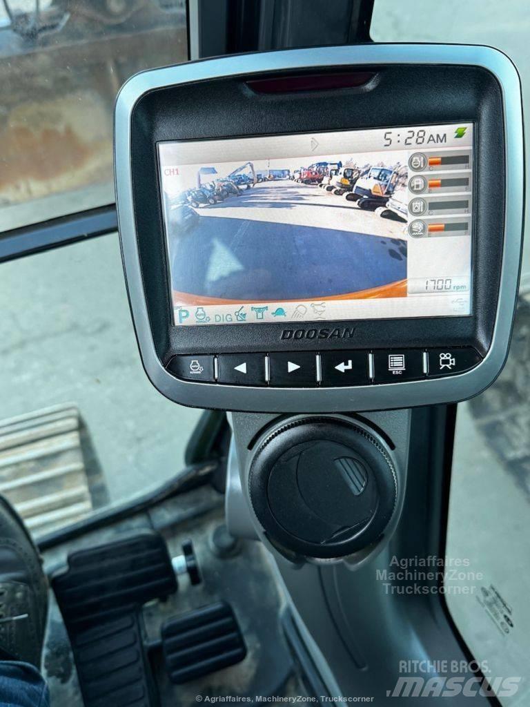 Doosan DX 180 LC Roomikekskavaatorid