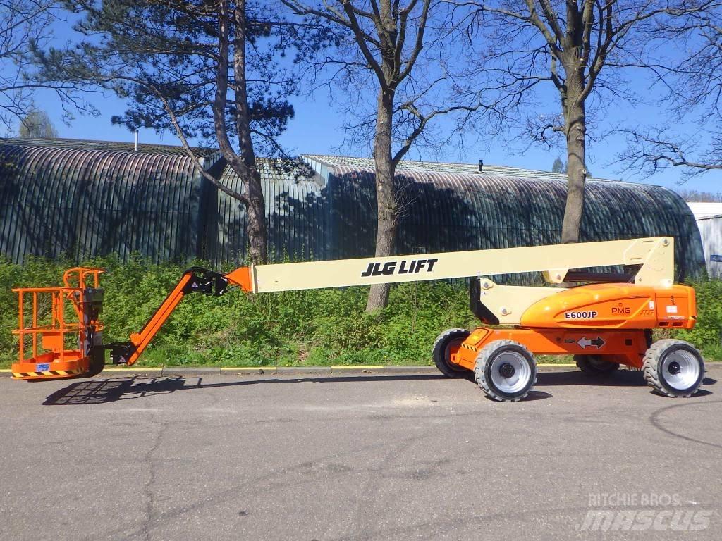 JLG E600JP Teleskoop poomtõstukid