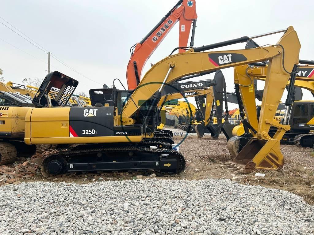CAT 325 D2 Roomikekskavaatorid