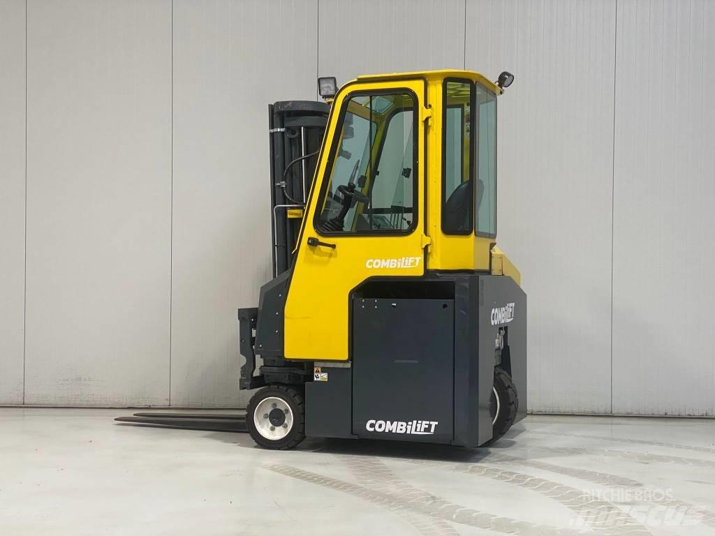 Combilift CBE2500 Neljasuuna lükandmastiga tõstukid