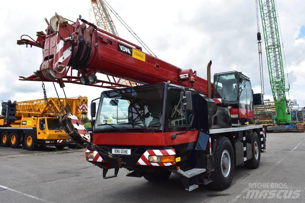 Liebherr LTM 1030-2 Maastikutõstukid