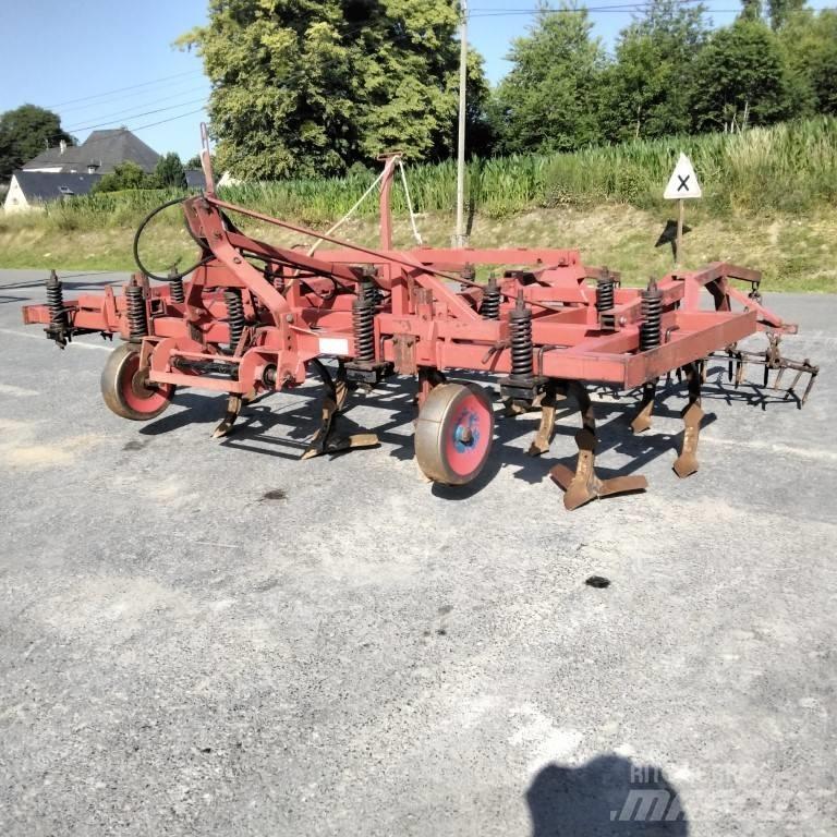 Quivogne CH13V Kultivaatorid