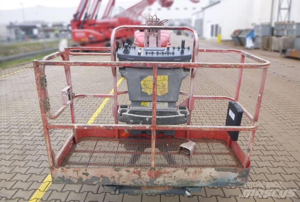 JLG E 600 JP Iseliikuvad poomtõstukid