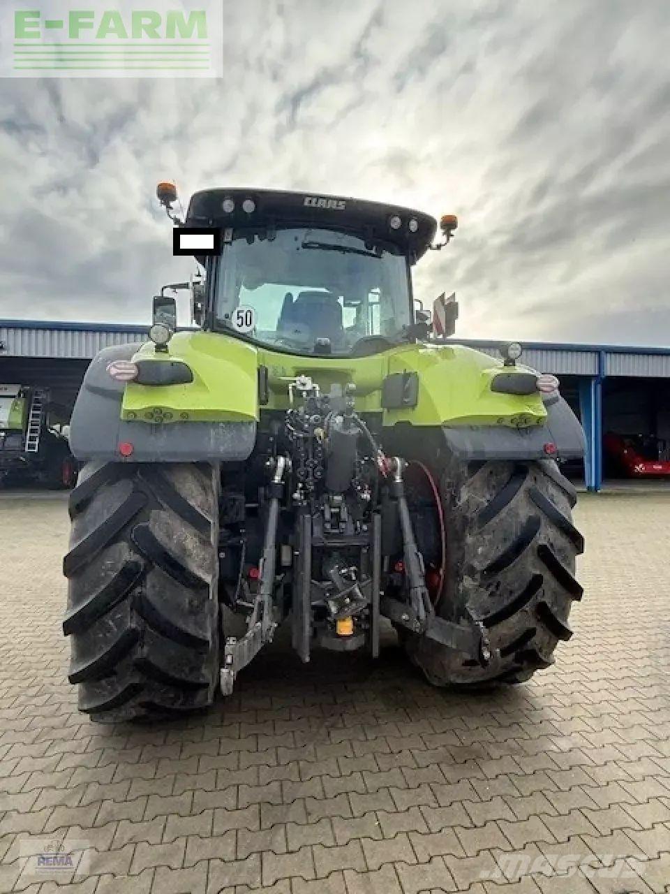 CLAAS axion 930 Traktorid