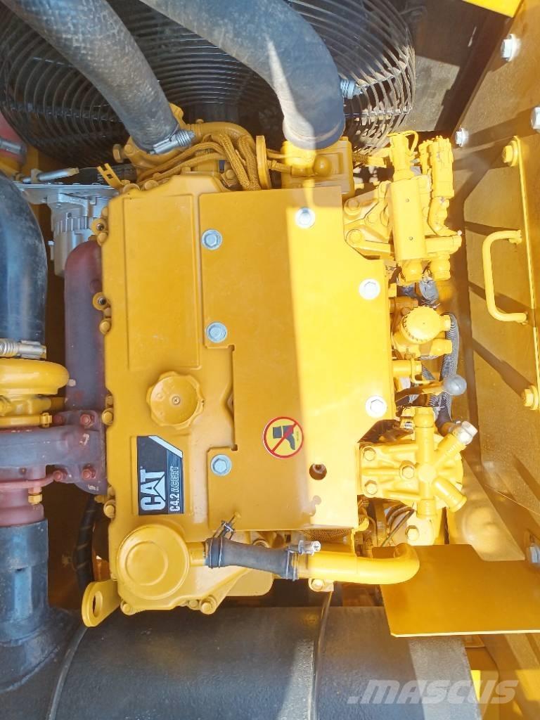CAT 315 D Roomikekskavaatorid