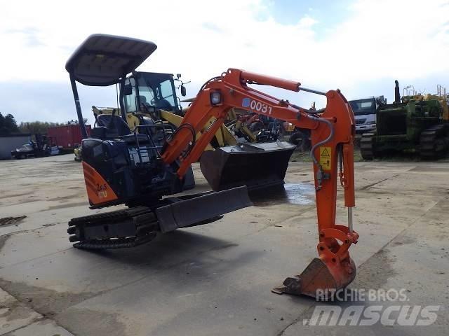 Hitachi ZX 17 U-2 Miniekskavaatorid < 7 t