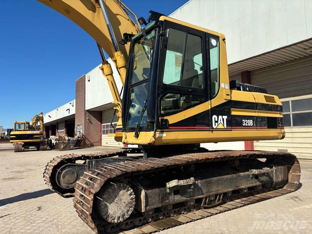 CAT 320 B L Roomikekskavaatorid