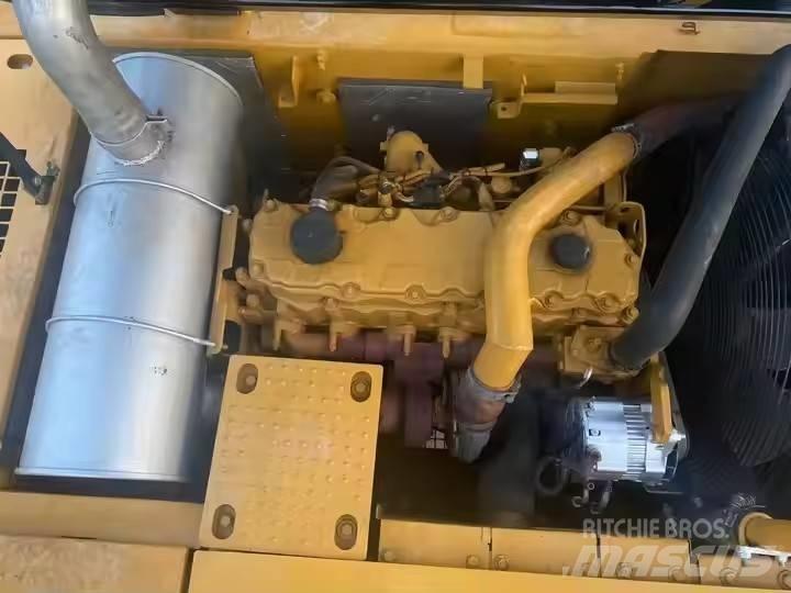 CAT CAT325D Väikeekskavaatorid 7t-12t