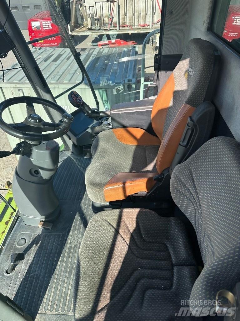 CLAAS Lexion 560 Teraviljakombainid