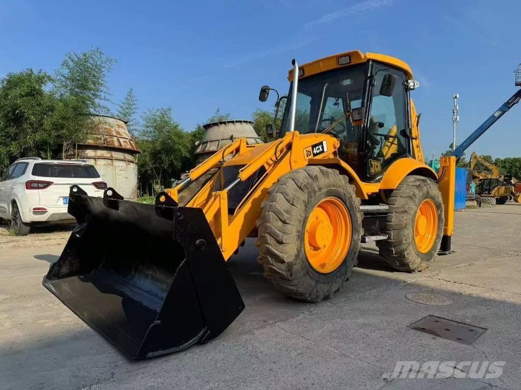 JCB 4CX Ekskavaatorlaadurid