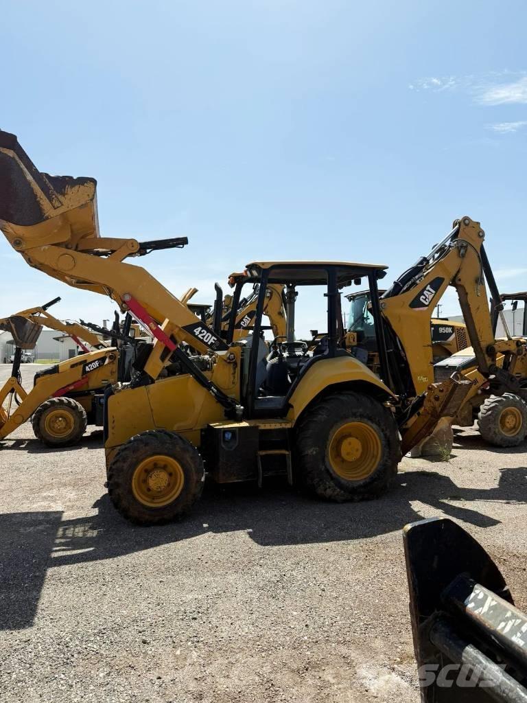 CAT 420 F Ekskavaatorlaadurid