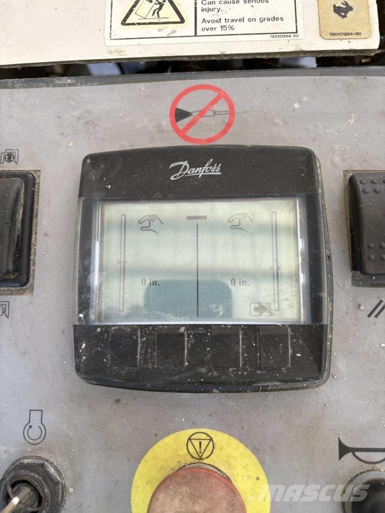 Somero S-840 Betooni jaotus poomid