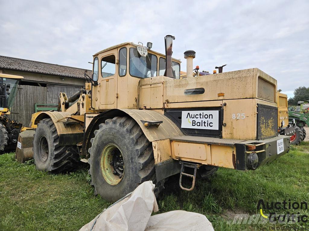  Kirovec K-700A Traktorid