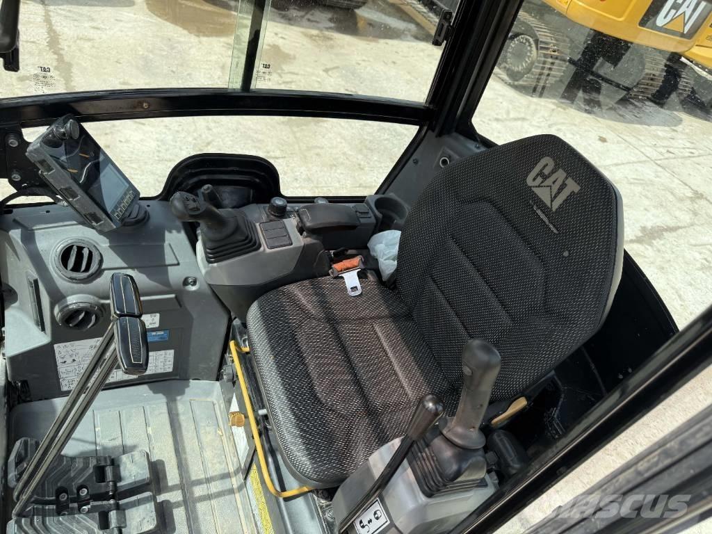 CAT 302 CR Miniekskavaatorid < 7 t