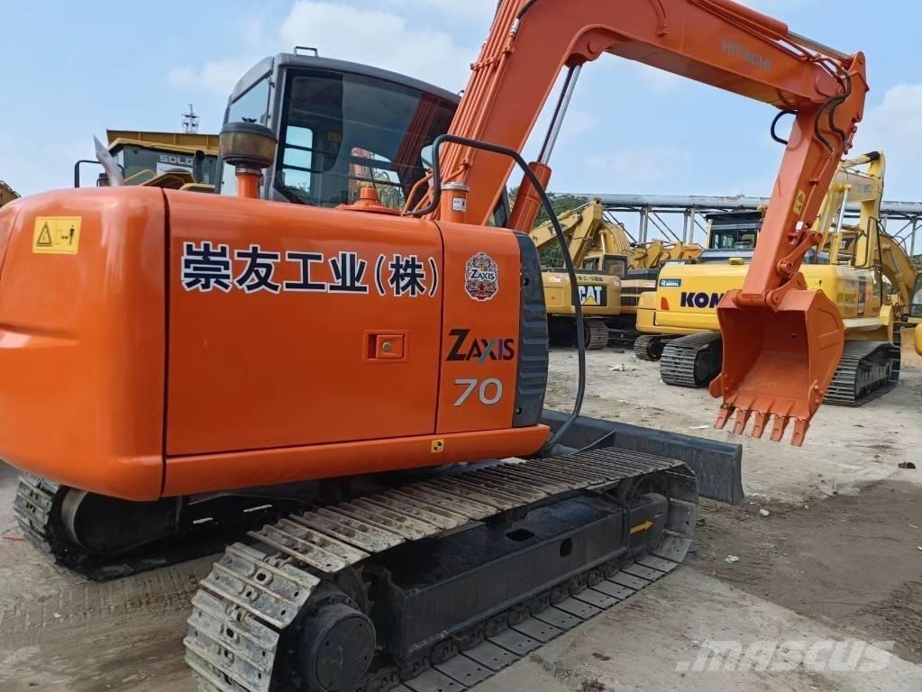 Hitachi ZX70 Miniekskavaatorid < 7 t