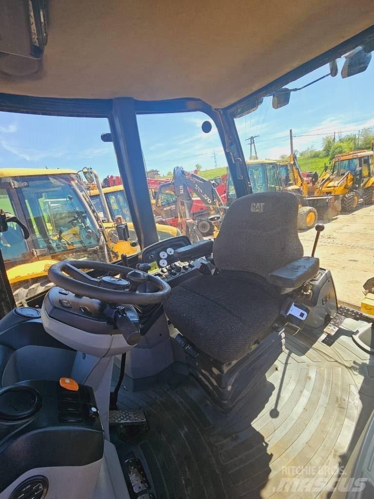 CAT 428 E Ekskavaatorlaadurid