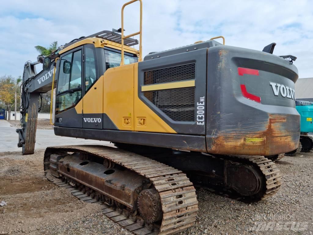 Volvo EC 300 E Roomikekskavaatorid