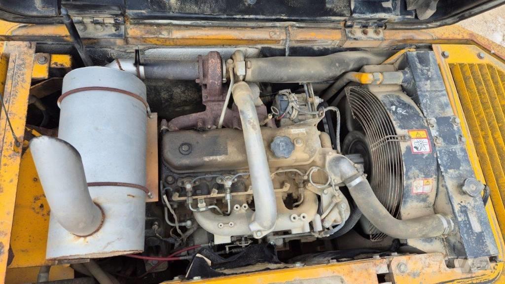 JCB JS 130 W Ratasekskavaatorid