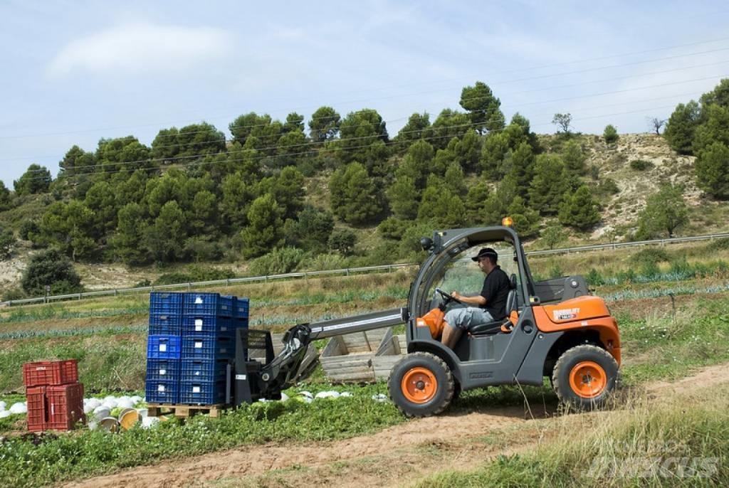 Ausa T 144 H Teleskooplaadurid